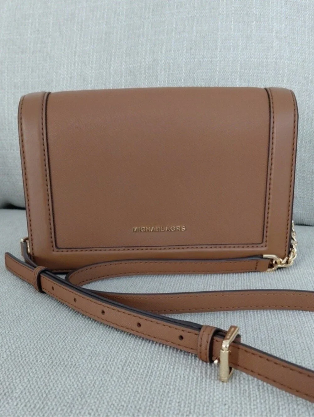 Michael Kors Jet Set Large Saffiano Leather Crossbody Bag